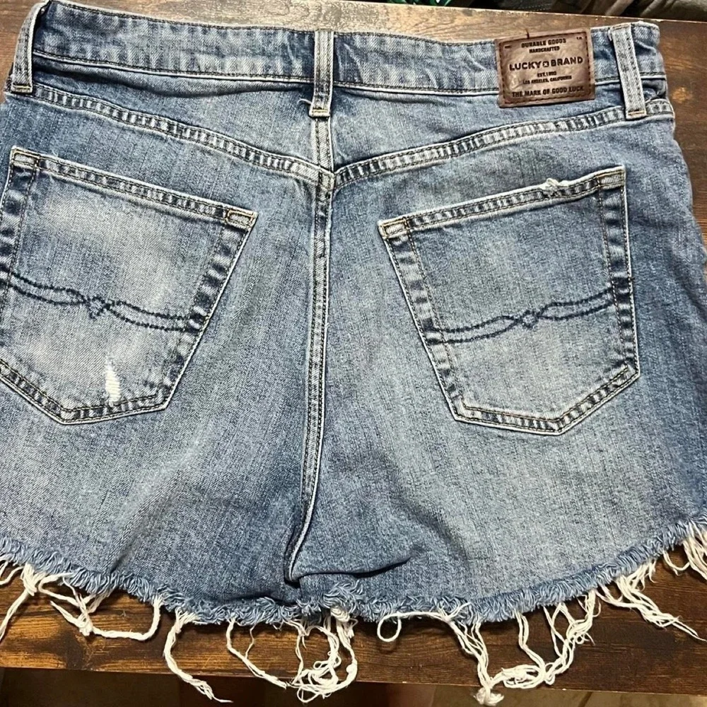 Lucky Brand blue denim shorts 309.5